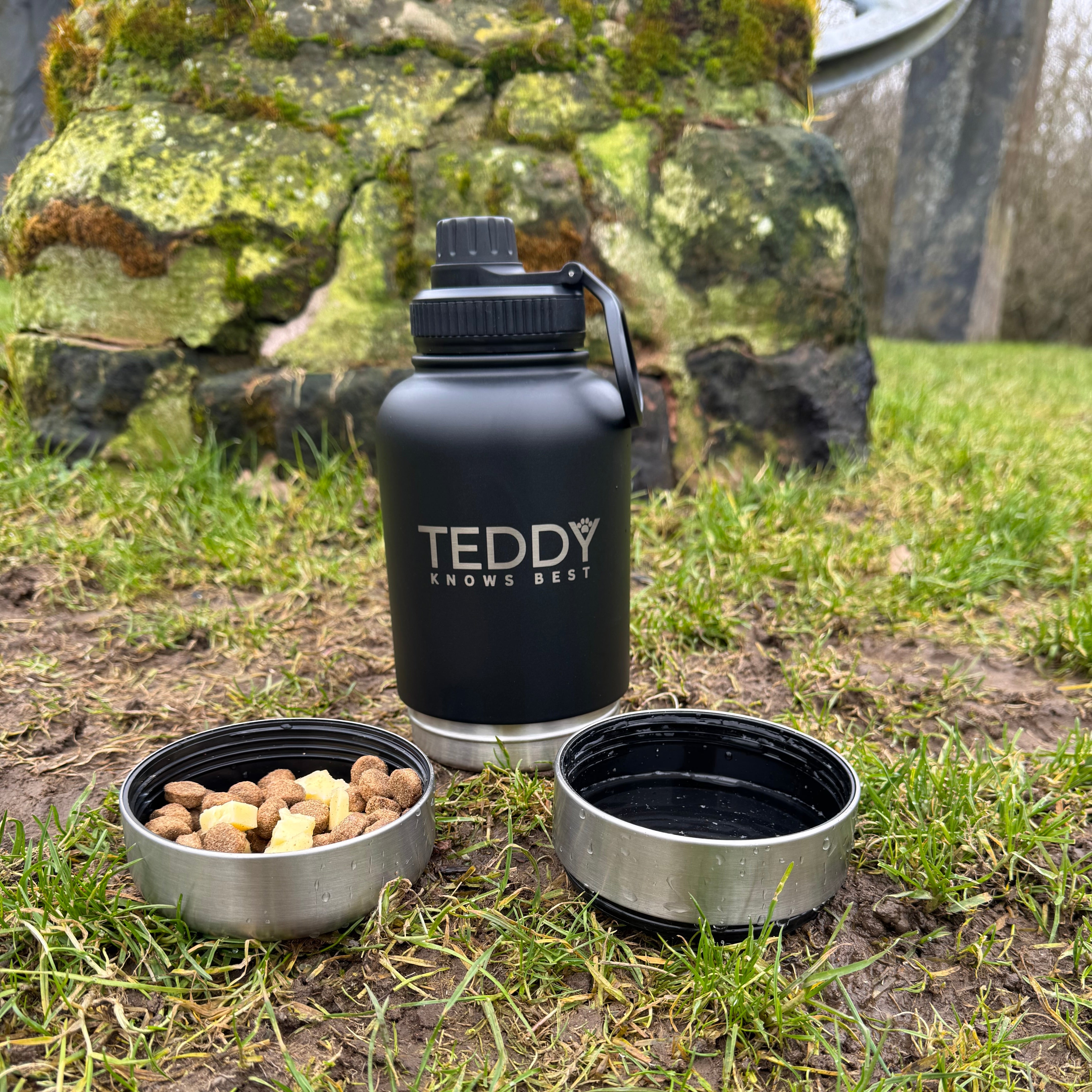 Black 3 in 1 portable water bottle with bowls detached